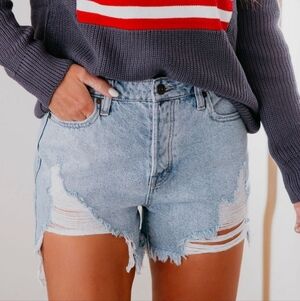 NWT Sofie Hidden Los Angeles Frayed Mom Short Size: XS